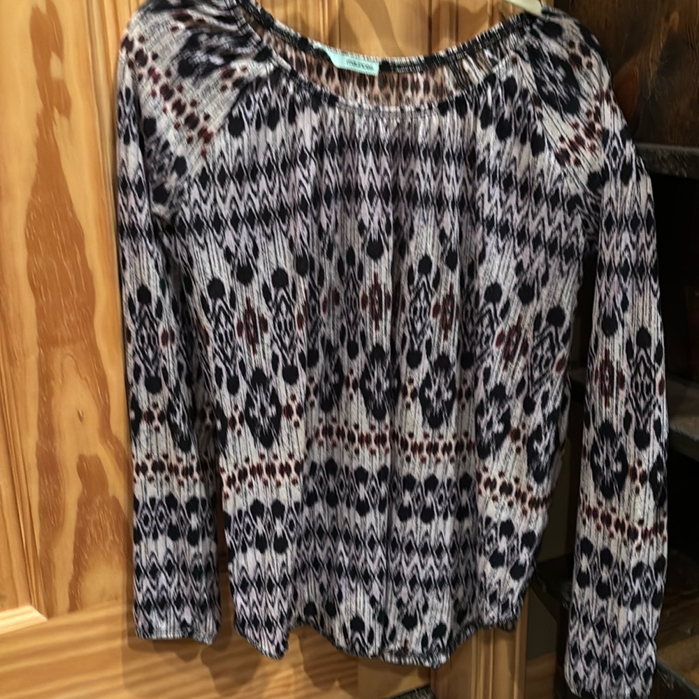 Maurices top